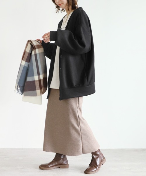 reca(レカ)の「サイドポケット起毛BIGカーディガン(カーディガン/ボレロ・レディース・ブラック/ベージュ・FREE)」の6枚目の写真