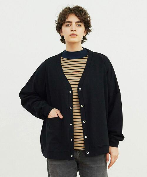 FRAPBOIS（フラボア）の「ボレロカーデ（カーディガン/ボレロ・レディース・ブラック/レッド・1/2）」の2枚目の写真