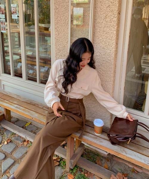 SONA（ソナ）の「SONA [ベルト付き]ピンタックワイドスラックス（スラックス・レディース・チャコールグレー/ブラウン・SMALL/MEDIUM）」の7枚目の写真
