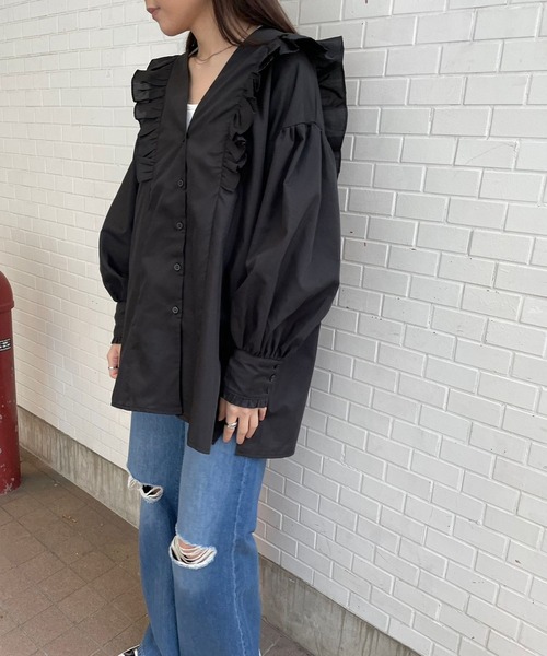 ＪＵＧＬＡＮＳ（ユグランス）の「☆ 大人の可愛いが叶う。ブロードVネックフリルブラウス　30975A132（シャツ/ブラウス・レディース・ホワイト/ブラック・FREE）」の15枚目の写真