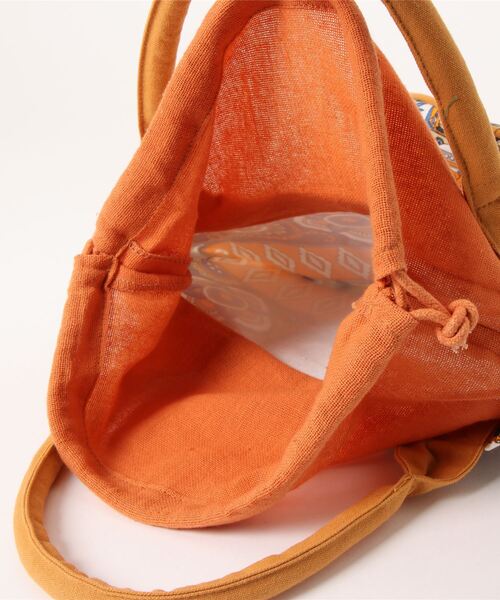 チャイハネ（チャイハネ）の「【チャイハネ】ゾウノ巾着バケツバッグ（ハンドバッグ・レディース・オレンジ/ブルー/グリーン/ピンク・FREE）」の7枚目の写真