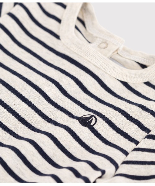 PETIT BATEAU(プチバトー)の「プチマリニエール半袖Tシャツ(Tシャツ/カットソー・キッズ・グレイッシュベージュ・18MONTH/12MONTH/24MONTH/36MONTH)」の2枚目の写真