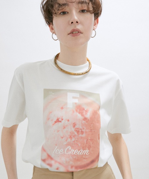 SALON adam et rope'（サロン アダム エ ロペ）の「【MagazineF for SALON】別注プリントTシャツ（Tシャツ/カットソー・レディース・ホワイト/ホワイト系その他/ホワイト系その他2/ホワイト系その他3・FREE）」の15枚目の写真