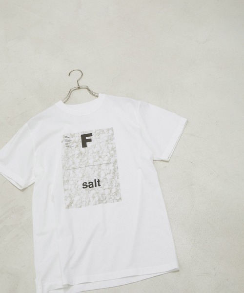 SALON adam et rope'（サロン アダム エ ロペ）の「【MagazineF for SALON】別注プリントTシャツ（Tシャツ/カットソー・レディース・ホワイト/ホワイト系その他/ホワイト系その他2/ホワイト系その他3・FREE）」の11枚目の写真