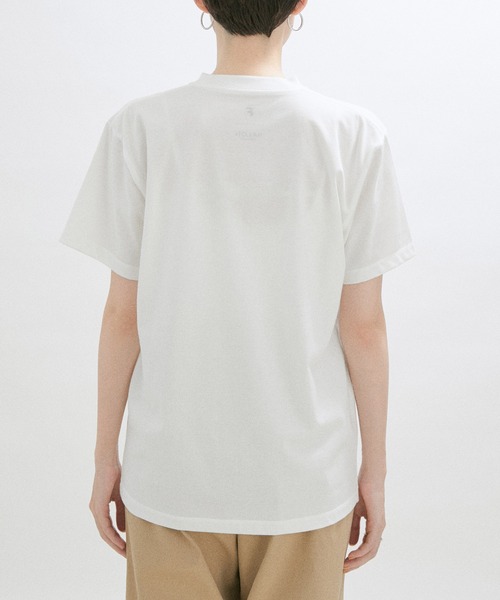 SALON adam et rope'（サロン アダム エ ロペ）の「【MagazineF for SALON】別注プリントTシャツ（Tシャツ/カットソー・レディース・ホワイト/ホワイト系その他/ホワイト系その他2/ホワイト系その他3・FREE）」の17枚目の写真
