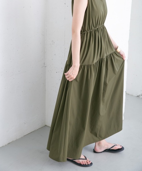 KBF（ケイビーエフ）の「ノースリーブドロストワンピース（ワンピース・レディース・ブラック/カーキ/アイボリー/グリーン系その他・ONE）」の11枚目の写真