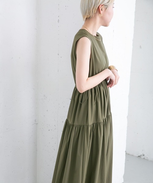 KBF（ケイビーエフ）の「ノースリーブドロストワンピース（ワンピース・レディース・ブラック/カーキ/アイボリー/グリーン系その他・ONE）」の16枚目の写真