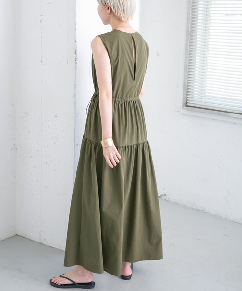 KBF（ケイビーエフ）の「ノースリーブドロストワンピース（ワンピース・レディース・ブラック/カーキ/アイボリー/グリーン系その他・ONE）」の22枚目の写真