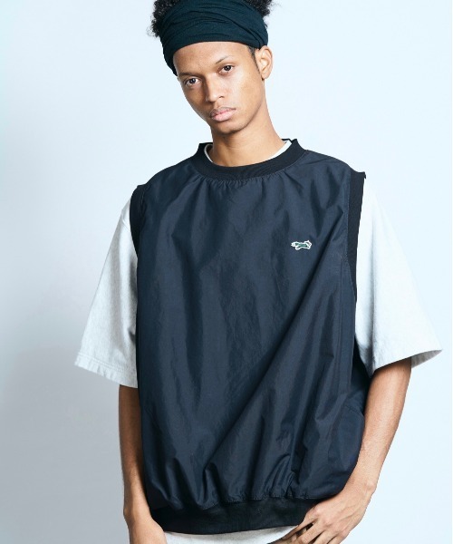 PENNEYS(ぺニーズ)の「PENNEY'S/ペニーズ THE FOX GOLF VEST フォックスゴルフベスト(ベスト・メンズ・ネイビー/ブラック/クリーム/ホワイト・LARGE/MEDIUM/SMALL)」の3枚目の写真