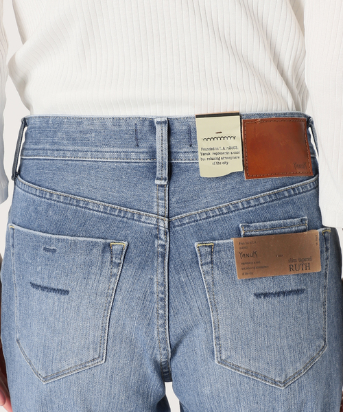 La TOTALITE(ラトータリテ)の「【YANUK/ヤヌーク】RUTH Slim Tapered Premium used Sax(デニムパンツ・レディース・サックスブルー・24/25/26)」の16枚目の写真