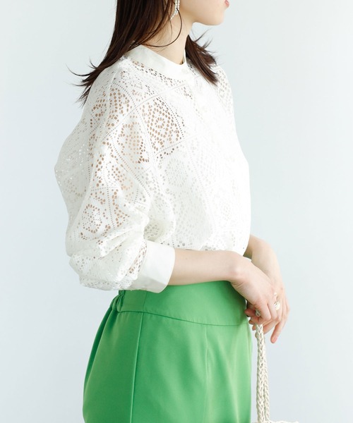 GeeRA(ジーラ)の「クロシェ風レースバンドカラーシャツ(シャツ/ブラウス・レディース・ベージュ/ブラック/オフホワイト・MEDIUM)」の9枚目の写真