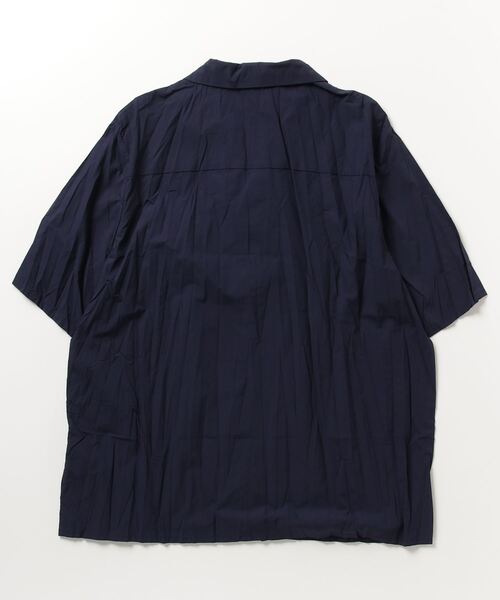 soe（ソーイ）の「Pleated H/S Shirt（シャツ/ブラウス・メンズ・ネイビー・3/2）」の2枚目の写真