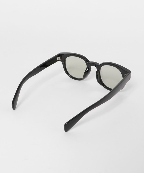 SMELLY（スメリー）の「ワイドフレームサングラス（サングラス・レディース・ブラック/ライトブラウン・-）」の4枚目の写真