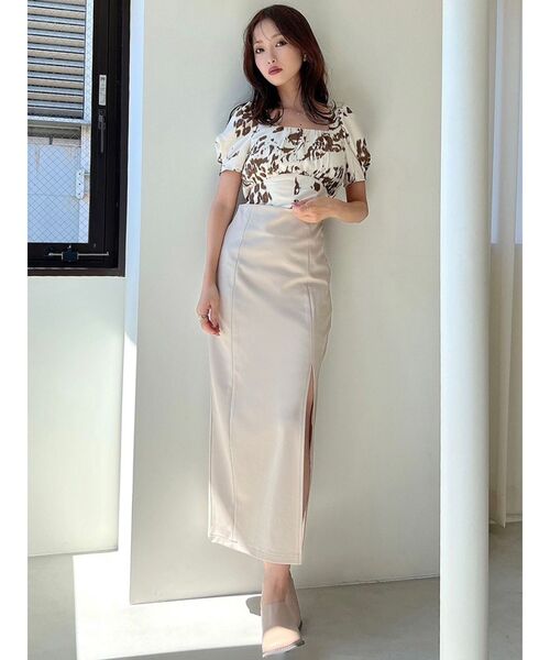 RESEXXY（リゼクシー）の「スリットタイトカットスカート（スカート・レディース・ブラック/ベージュ/ブルー・SMALL/MEDIUM）」の4枚目の写真