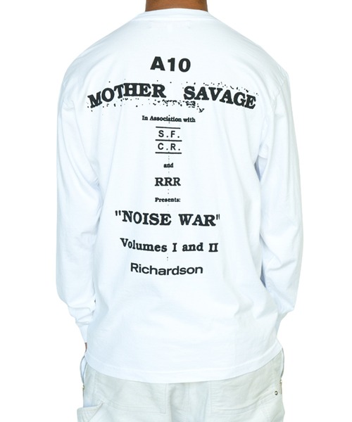 bonjour records（ボンジュールレコーズ）の「【Richardson/リチャードソン】 A10 Porn Noise Long sleeve 「A10 Porn Noise」ロングスリーブTシャツ（Tシャツ/カットソー・メンズ・ホワイト・M/L/S/XL）」の5枚目の写真