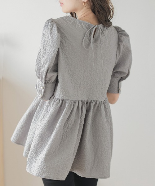 La-gemme（ラジェム）の「半袖ジャガードブラウス（シャツ/ブラウス