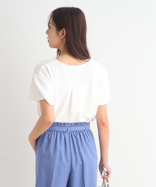 DRESKIP（ドレスキップ）の「◆【2点セット】浅Vネックですっきり フレアスリーブTシャツ+ネックレス（Tシャツ/カットソー・レディース・オフホワイト/ライトグレー/ブラック/オレンジ・02/03/04）」の10枚目の写真