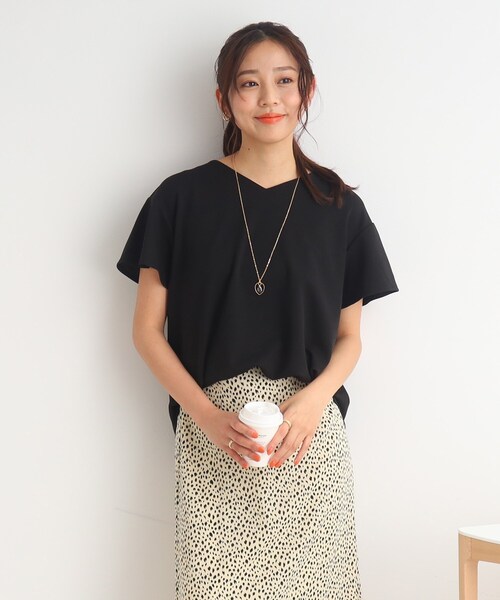 DRESKIP（ドレスキップ）の「◆【2点セット】浅Vネックですっきり フレアスリーブTシャツ+ネックレス（Tシャツ/カットソー・レディース・オフホワイト/ライトグレー/ブラック/オレンジ・02/03/04）」の21枚目の写真