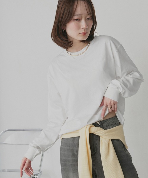 ad thie(アドティエ)の「シンプル 長袖Tシャツ(Tシャツ/カットソー・レディース・ライトカーキ/ベージュ/グレー/グリーン/ブラウン/ボルドー/ライトグレー/サックスブルー/パープル/杢グレー/ライトピンク/ブラック/オフホワイト/ブルー系/ブラック系/ホワイト系/チャコール/ピンク/レッド/ネイビー・FREE)」の2枚目の写真