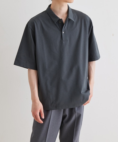 ADAM ET ROPE'（アダムエロペ）の「ボックスシルエット ジャージー ポロシャツ / イージーケア / ユニセックス / 吸水速乾（ポロシャツ・メンズ・ブラック/ダークグリーン/ブラウン/ベージュ系その他/ブルー系その他/ブルー系その他4・M/L）」の4枚目の写真