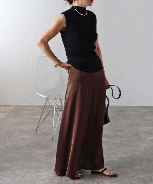 Bonjour Sagan（ボンジュールサガン）の「ウエストゴムサテンロングスカート（スカート・レディース・ダークブラウン/アイボリー・FREE）」の19枚目の写真