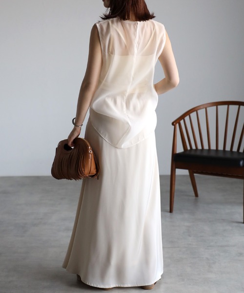 Bonjour Sagan（ボンジュールサガン）の「ウエストゴムサテンロングスカート（スカート・レディース・ダークブラウン/アイボリー・FREE）」の16枚目の写真