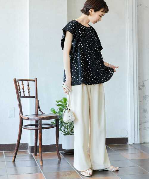 URBAN RESEARCH（アーバンリサーチ）の「ドットプリントフレアスリーブブラウス（シャツ/ブラウス・レディース・ブラック/カーキ・FREE）」の20枚目の写真