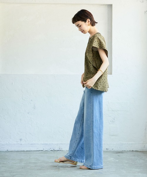 URBAN RESEARCH（アーバンリサーチ）の「ドットプリントフレアスリーブブラウス（シャツ/ブラウス・レディース・ブラック/カーキ・FREE）」の6枚目の写真