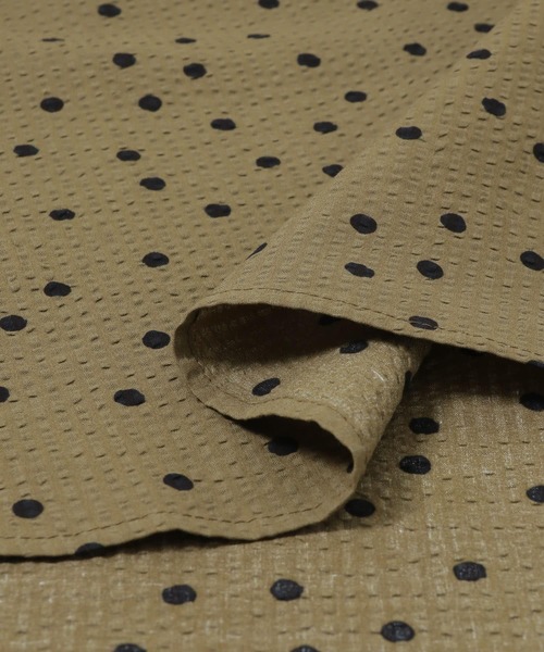 URBAN RESEARCH（アーバンリサーチ）の「ドットプリントフレアスリーブブラウス（シャツ/ブラウス・レディース・ブラック/カーキ・FREE）」の19枚目の写真