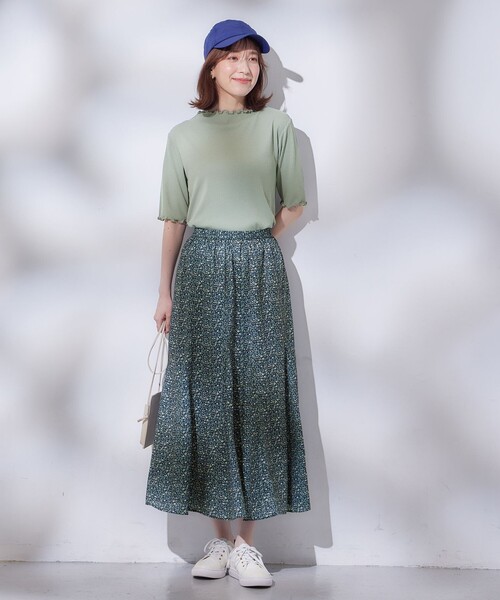 ANY(エニィ)の「メロー半袖Tシャツ(Tシャツ/カットソー・レディース・グレー系/アイボリー系/スモーキーグリーン系・2/3)」の6枚目の写真