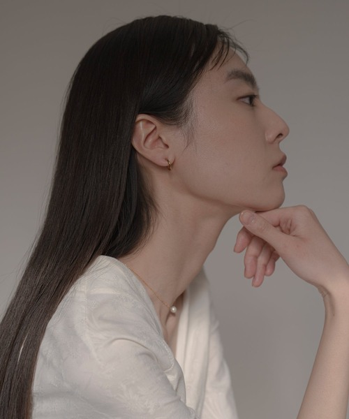 novice（ノーヴィス）の「【novice】Simple Hoop Earring［Stainless］（イヤリング・レディース・ゴールド/シルバー・FREE/ﾌﾘ-）」の6枚目の写真