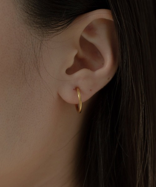 novice（ノーヴィス）の「【novice】Simple Hoop Earring［Stainless］（イヤリング・レディース・ゴールド/シルバー・FREE/ﾌﾘ-）」の7枚目の写真