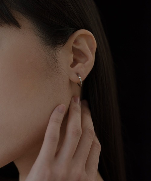 novice（ノーヴィス）の「【novice】Simple Hoop Earring［Stainless］（イヤリング・レディース・ゴールド/シルバー・FREE/ﾌﾘ-）」の19枚目の写真