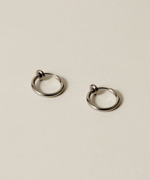 novice（ノーヴィス）の「【novice】Simple Hoop Earring［Stainless］（イヤリング・レディース・ゴールド/シルバー・FREE/ﾌﾘ-）」の21枚目の写真