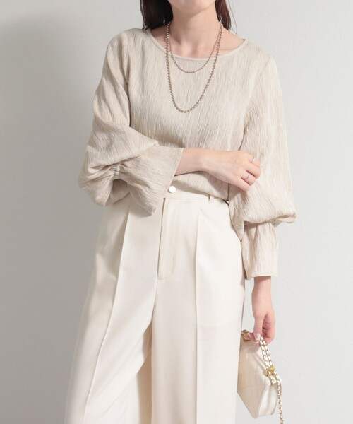 fredy emue（フレディエミュ）の「楊柳袖口フレアーブラウス（シャツ/ブラウス・レディース・ブラック/ベージュ/オフホワイト/ラベンダー・38）」の13枚目の写真