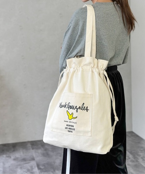 Mark Gonzales（マーク・ゴンザレス）の「MARK GONZALES ART WORK/マークゴンザレス　【Web限定】キャンバスプリント巾着トート（ショルダーバッグ・メンズ・ホワイト系1/ブラック系2/ホワイト系2/ブラック系1・FREE）」の11枚目の写真