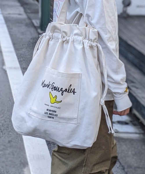Mark Gonzales（マーク・ゴンザレス）の「MARK GONZALES ART WORK/マークゴンザレス　【Web限定】キャンバスプリント巾着トート（ショルダーバッグ・メンズ・ホワイト系1/ブラック系2/ホワイト系2/ブラック系1・FREE）」の15枚目の写真