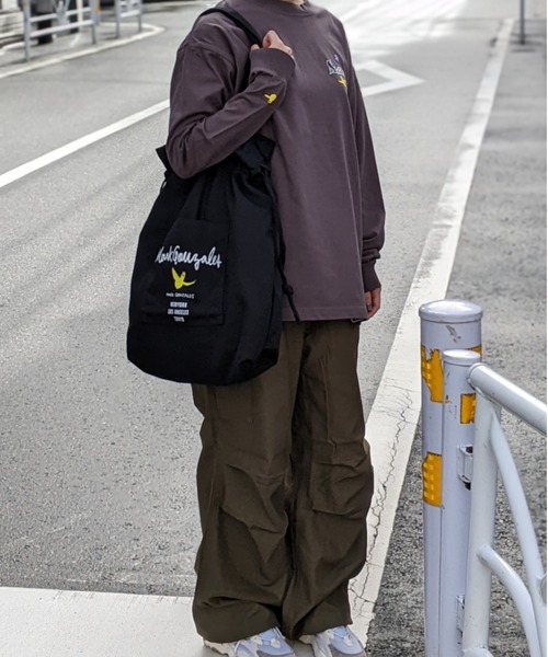 Mark Gonzales（マーク・ゴンザレス）の「MARK GONZALES ART WORK/マークゴンザレス　【Web限定】キャンバスプリント巾着トート（ショルダーバッグ・メンズ・ホワイト系1/ブラック系2/ホワイト系2/ブラック系1・FREE）」の22枚目の写真