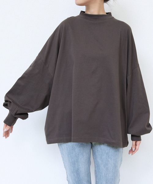 andme(アンドミー)の「モックネックボリューム袖長袖Tシャツ(Tシャツ/カットソー・レディース・スミクロ/ブラック/ブルーグレー/ベージュ系その他/オフホワイト/ホワイト×ブラック/ブラウン・M/L)」の12枚目の写真