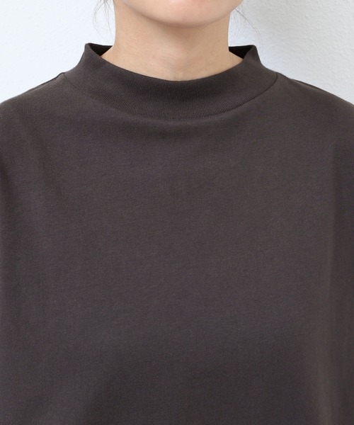 andme(アンドミー)の「モックネックボリューム袖長袖Tシャツ(Tシャツ/カットソー・レディース・スミクロ/ブラック/ブルーグレー/ベージュ系その他/オフホワイト/ホワイト×ブラック/ブラウン・M/L)」の15枚目の写真