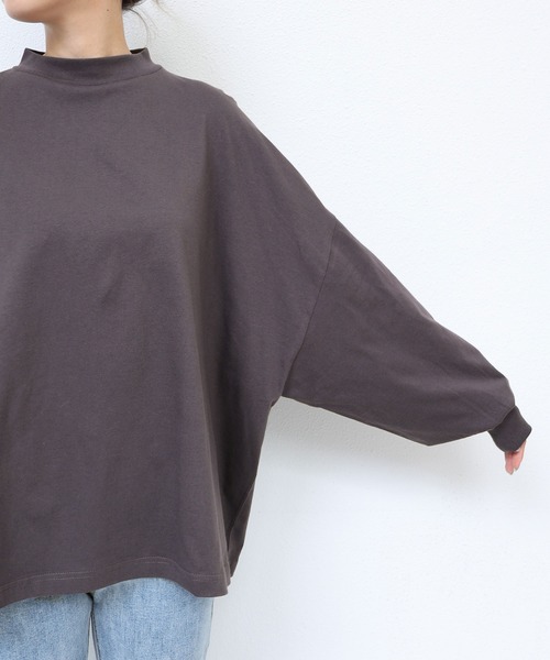 andme(アンドミー)の「モックネックボリューム袖長袖Tシャツ(Tシャツ/カットソー・レディース・スミクロ/ブラック/ブルーグレー/ベージュ系その他/オフホワイト/ホワイト×ブラック/ブラウン・M/L)」の20枚目の写真