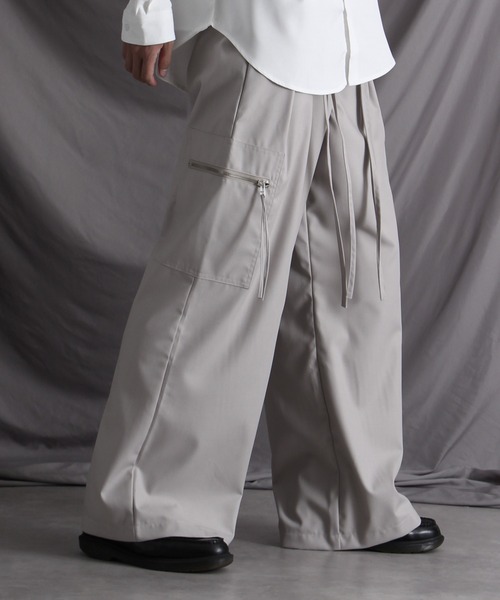 welise（ウェライズ）の「【welise/ウェライズ】ハイエストTR コードギミック モードカーゴパンツ/ワイドパンツ（カーゴパンツ・メンズ・ブラック/ライトグレー/スモークグレー/チャコールグレー・S/M/L）」の16枚目の写真