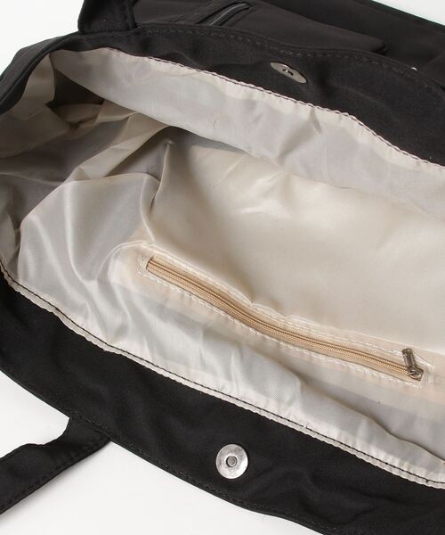 VANNIE U（ヴァニーユー）の「アウトポケットドロストバッグ（トートバッグ・レディース・アイボリー/ブラック・FREE）」の5枚目の写真