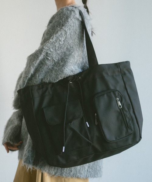 VANNIE U（ヴァニーユー）の「アウトポケットドロストバッグ（トートバッグ・レディース・アイボリー/ブラック・FREE）」の2枚目の写真