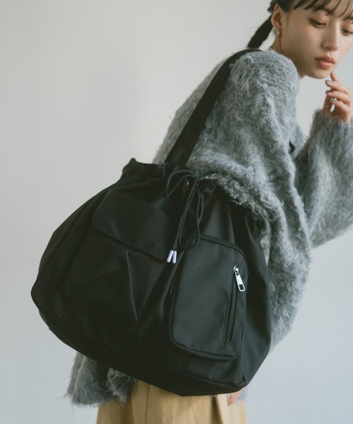 VANNIE U（ヴァニーユー）の「アウトポケットドロストバッグ（トートバッグ・レディース・アイボリー/ブラック・FREE）」の3枚目の写真