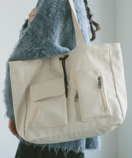 VANNIE U（ヴァニーユー）の「アウトポケットドロストバッグ（トートバッグ・レディース・アイボリー/ブラック・FREE）」の11枚目の写真
