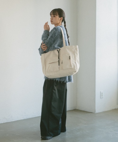 VANNIE U（ヴァニーユー）の「アウトポケットドロストバッグ（トートバッグ・レディース・アイボリー/ブラック・FREE）」の16枚目の写真