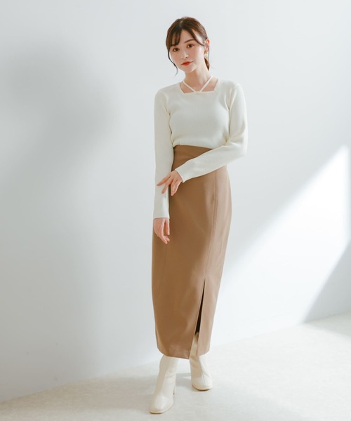 HEYUMM（ヘユム）の「ホルタースクエアネックコンパクトセーター（ニット/セーター・レディース・オフホワイト/オレンジ/ブラック・ONE）」の7枚目の写真