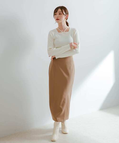 HEYUMM（ヘユム）の「ホルタースクエアネックコンパクトセーター（ニット/セーター・レディース・オフホワイト/オレンジ/ブラック・ONE）」の8枚目の写真