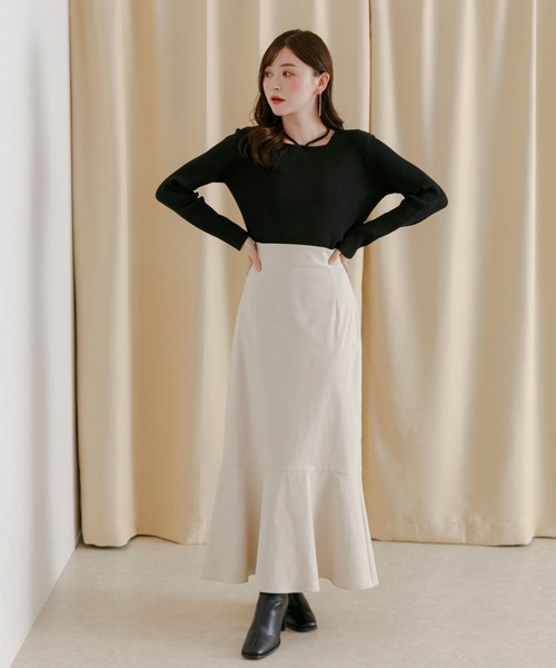 HEYUMM（ヘユム）の「ホルタースクエアネックコンパクトセーター（ニット/セーター・レディース・オフホワイト/オレンジ/ブラック・ONE）」の22枚目の写真